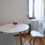 Welcomely - La Casetta Del Centro * أولبيا